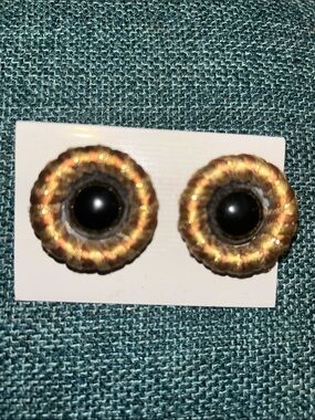 Vintage Gold and Black Round Clip-On Earrings